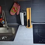 شقة Barcares Au Coeur De La Station Au Village Calme Vue Superbe Tennis Piscine Parking 2 A 4 Couchages Le Barcarès